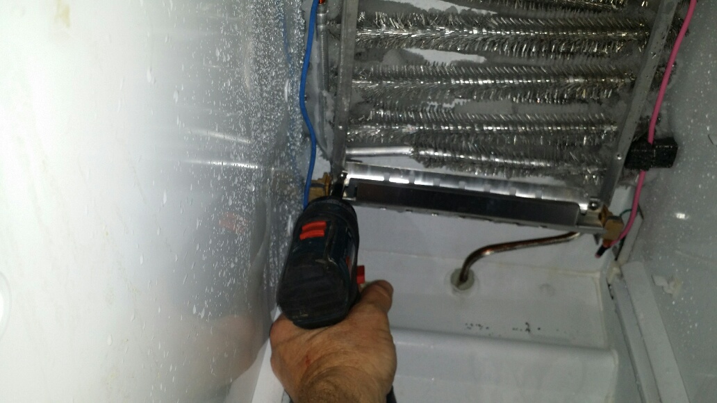 Defrost heater removal - Click to Zoom Defrost heater removal